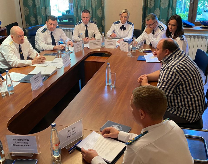 представил прокурора Новгородской области Сергея Швецова.. представил прокурора Новгородской области Сергея Швецова..